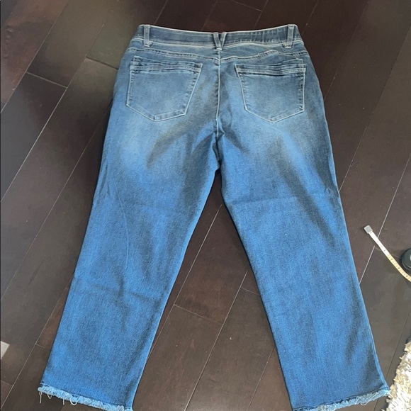 Democracy size 14 “AB” technology Classic Blue Denim Jeans frayed hem. - Picture 5 of 7